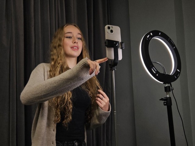 16-летняя участница «Мисс Долгопрудный»: история Софии Хохловой