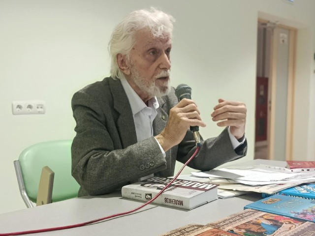 Писатель Рудольф Баландин показал науку как ключ к истории на вечере в Пушкино