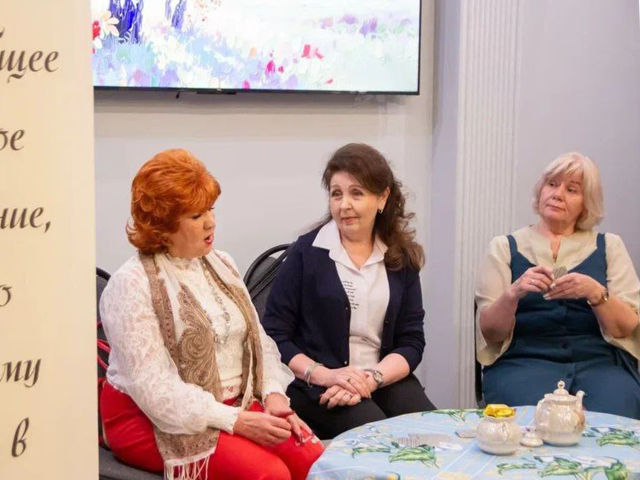 Пьесу «Три красавицы» показали в обновленной зарайской библиотеке