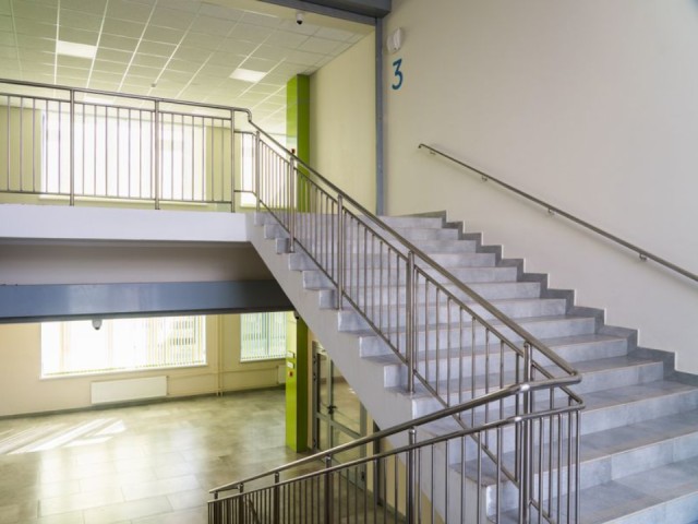 Трагедия в Успенской школе: администрация окажет помощь семье погибшего ученика