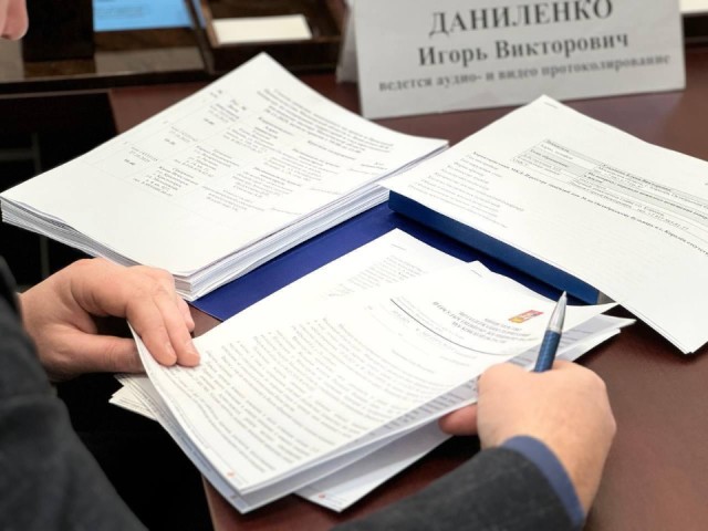 Разговор по делу: какие вопросы жителей рассмотрели на личном приеме Игорь Даниленко и его заместители