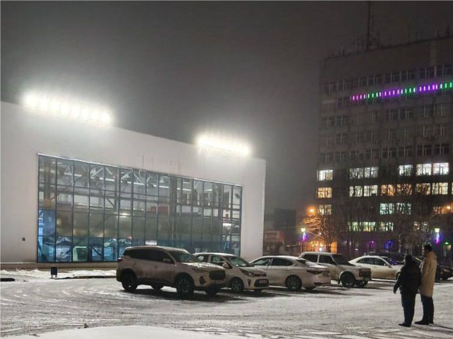 Парковка у бассейна в Можайске стала светлее, а «Багратион» в онлайне — ближе