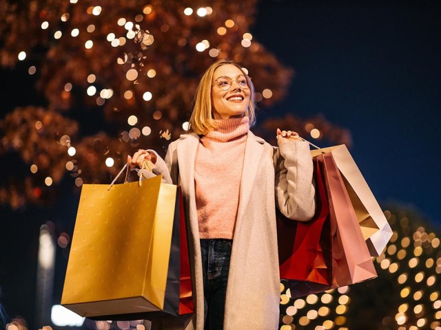 Гороскоп для всех знаков Зодиака на 31 декабря 2025: Овнов, Раков и Козерогов ждут сюрпризы, а Тельцам, Львам и Веса — найти компромисс