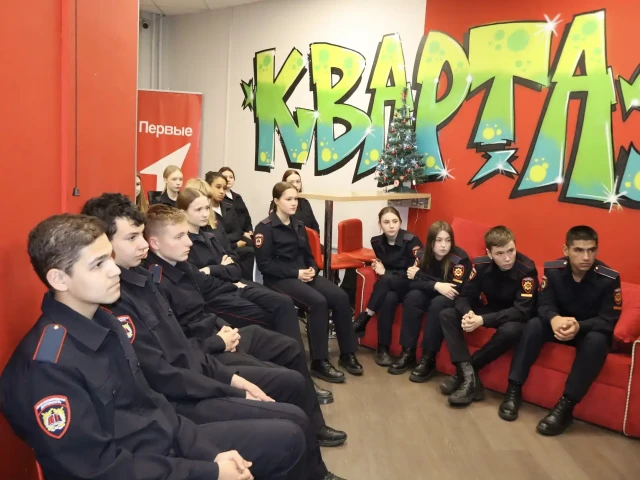 Профессия — защищать: офицер Росгвардии рассказал студентам о работе