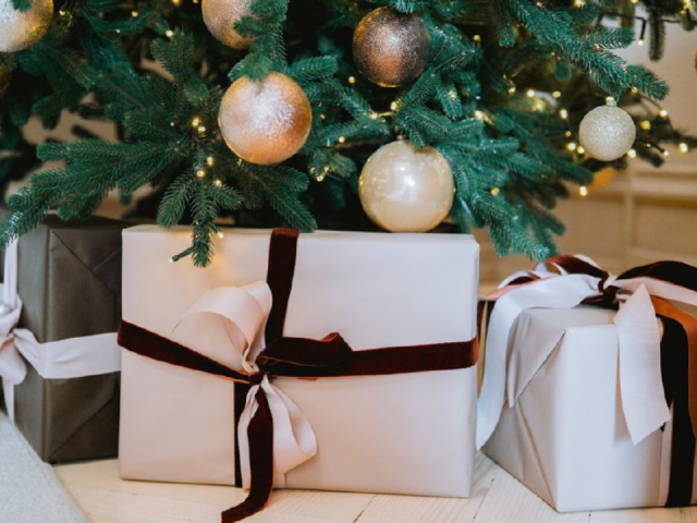 В храме Дмитрова собирают рождественские подарки для пациентов местной больницы