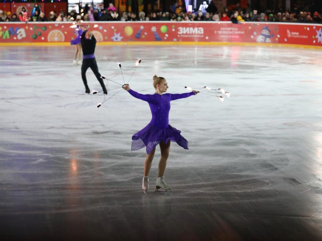Огни засияли: где прошло первое ледовое представление в Долгопрудном
