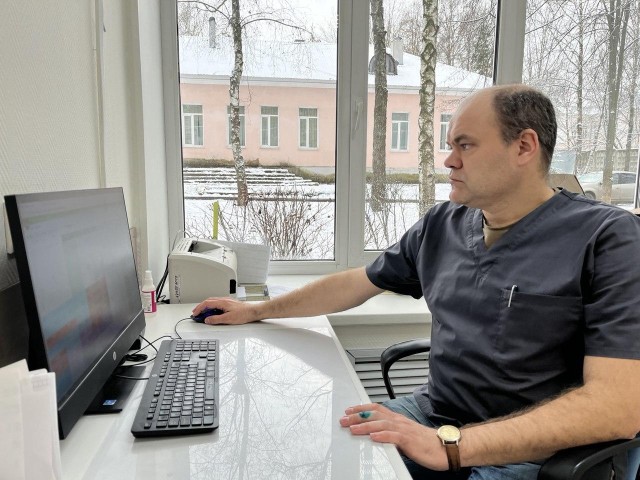 От салюта до гипса: врач-травматолог Чеховской больницы дал советы, как не попасть в травмпункт на Новый год