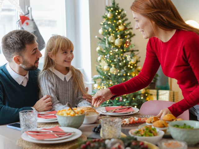Небезопасные традиции: врач из Подмосковья предупредила, чего следует избегать перед Новым годом