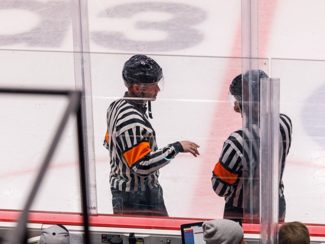 Разгромная победа в Карелии и курс на Петербург: ХК «Атлант» ведет выездную серию матчей