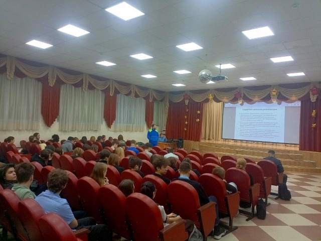 Настоящие герои: школьники Пушкино узнали, как спасают жизни сотрудники скорой помощи