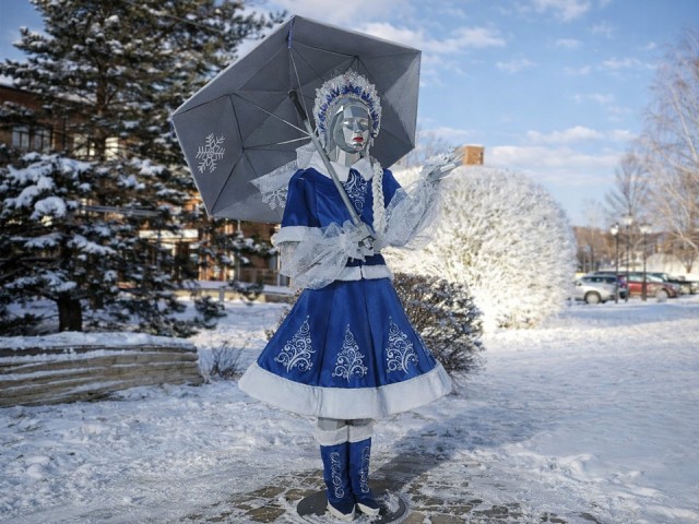 Аленка-терминатор в образе Снегурочки стала символом Нового года в Ногинске