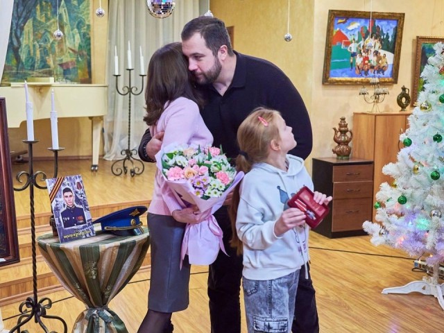 В Чехове вручили Орден Мужества семье погибшего на спецоперации Игоря Филатова