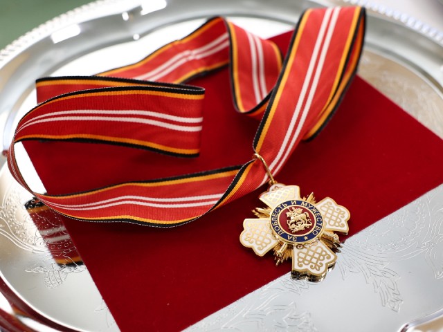 «Поступила как офицер в зоне СВО»: глава Дагестана наградит за подвиг учительницу из Одинцова