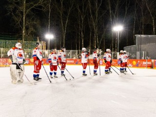 Памятный матч в честь Героя России Владимира Барахтенко посетили более 500 человек