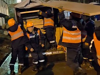 Корейцы помогли волонтерам из Одинцова в транспортировке груза для бойцов СВО