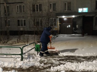 Снежная осада Королева: как город справляется после выпадения трети месячной нормы