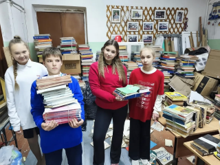 «Бумажные волонтеры» из каширской школы собрали тонну макулатуры