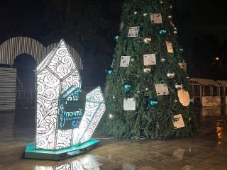 Средство связи, как фотозона: эстетичный ящик для писем Деду Морозу поставили в Марфино