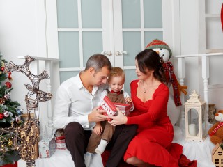 Встречаем 2026 год Лошади: стиль, цвета и символы для идеального праздника