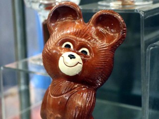 «Та самая» «Азбука» и олимпийский мишка: чем увидит новая выставка в музее