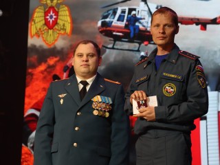 Техника, награды и истории: в Ступине отметили День спасателя