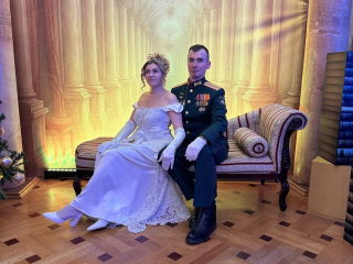 Мазурка, вальс и полонез: ветеран СВО из Люберец стал гостем иммерсивного бала в Москве