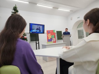 Правоохранители рассказали школьникам из Егорьевска, как распознать мошенника по видео