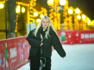 Более 16 тыс. гостей за месяц: каток в обновленном парке «Скитские Пруды» бьет рекорды посещаемости