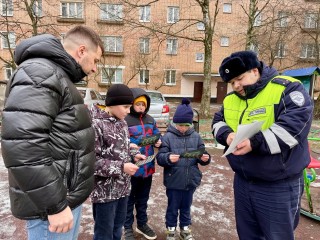 Невидимые зоны: детям из Ступина рассказали о скрытых опасностях на дорогах