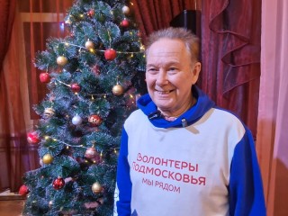 Помогал пенсионерам и врачам в ковид: как 73-летний волонтер из Воскресенска получил региональное признание