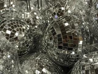 Жителей округа пригласили на бесплатный кинопоказ и дискотеку для взрослых