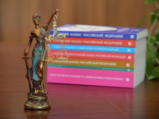 От камеры до склада передач: что увидели проверяющие в СИЗО для бизнесменов