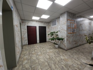 Жители Черноголовки превратили свой подъезд в дизайнерское фойе