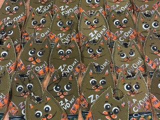 Котики-обереги: в Ступине шьют и рисуют талисманы для участников СВО