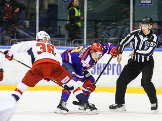 «Пропустили ненужный гол, тяжелая команда»: как воскресенцы сразились с «Ижсталью»