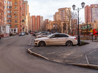 Минус ямы, плюс безопасность: в каких округах Подмосковья обновили тротуары