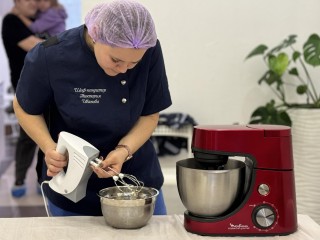 Дети с ОВЗ в Видном приготовили свои первые кейк-попсы