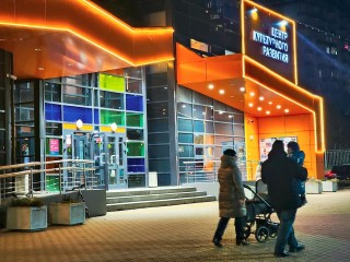 Новогодние мастер‑классы и добрая акция открыты в Мастерской деда Мороза в Пущине