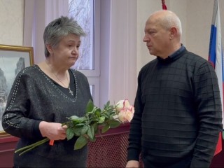 Орден Мужества в Шаховской вручили сестре погибшего героя Константина Хидирова