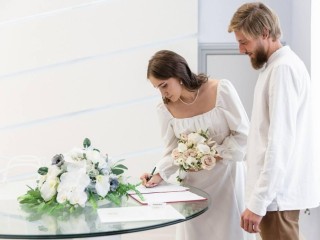 Свадьба по цене крыла самолета: сколько стоит сказать невесте «да» в столичном регионе