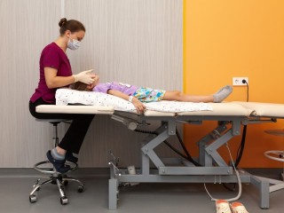 Логопед, психолог, массаж: как в Домодедове помогают детям с ОВЗ учиться в школе