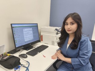 Врач по наследству: история Азизы Турсуматовой, которая продолжила семейную традицию