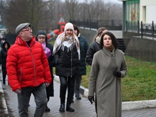 Серпуховских автомобилистов, паркующихся на газоне, накажут штрафом ₽5 тыс