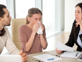 Грипп или ОРВИ? Как отличить и почему нельзя тянуть с визитом к врачу