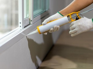 Запах, сбивающий с ног: в Подольске подросток попал в больницу из-за ремонта у соседей