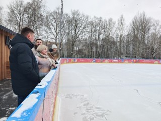 Старт 15 декабря: главный каток Ступина готовится принять первых посетителей
