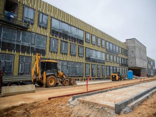 Новая школа в ЖК «Резиденции Сколково» готова на 70%