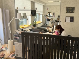 Необычные практики для релакса: где найти пантовые ванны и массаж ток-сен