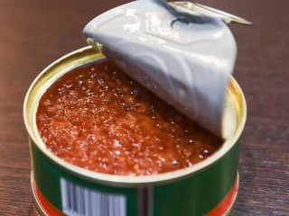 Красная икра — это польза или вред? Гастроэнтеролог предупредила о скрытых рисках деликатеса