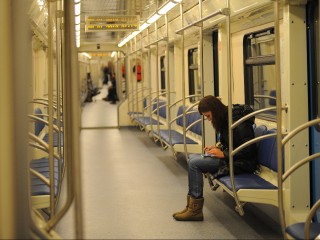 Украл телефон подростка в метро: полиция задержала 60-летнего рецидивиста на станции «Строгино»